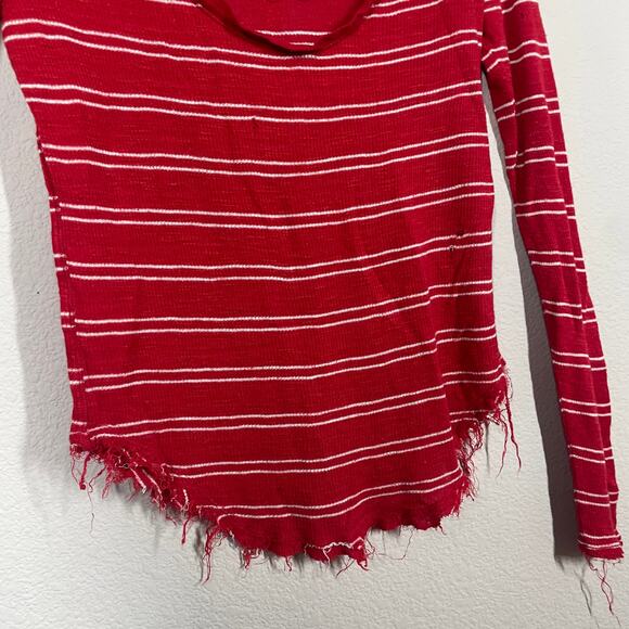 Free People Medium Scoop Neck Tee Red Stripe Linen Blend Frayed Hem Long Sleeves - Picture 6 of 12
